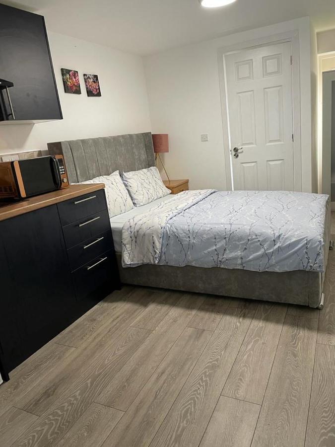 Brand New Studio Apartment With Beautiful Kitchen-Close To Liverpool City Centre Kültér fotó
