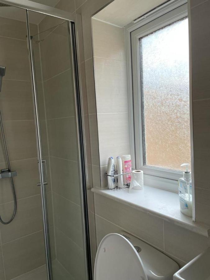 Brand New Studio Apartment With Beautiful Kitchen-Close To Liverpool City Centre Kültér fotó