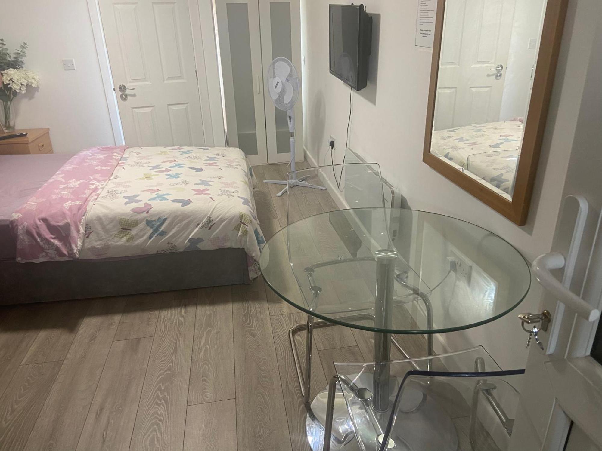 Brand New Studio Apartment With Beautiful Kitchen-Close To Liverpool City Centre Kültér fotó